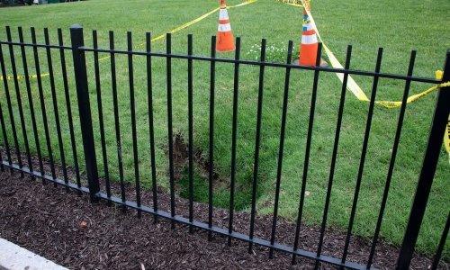 Pogledajte misterioznu vrtaču koja zadaje glavobolje osoblju Bijele kuće