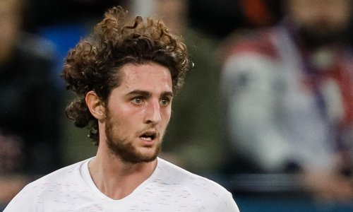 Traženi Francuz pristao potpisati za Barcelonu, ali mama mu ne dopušta?