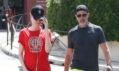 Antonio Banderas uživa na odmoru s 20 godina mlađom Nizozemkom