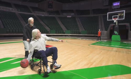 Pronašli starce u sebi pa izvodili nevjerojatne košarkaške trikove