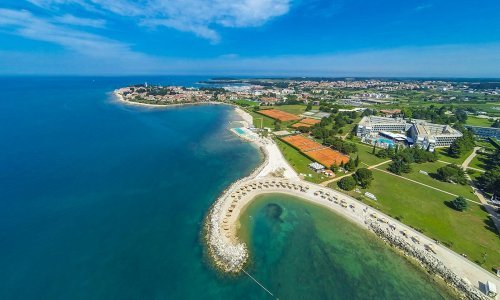 Slovački novinari vladali su novigradskim teniskim terenima