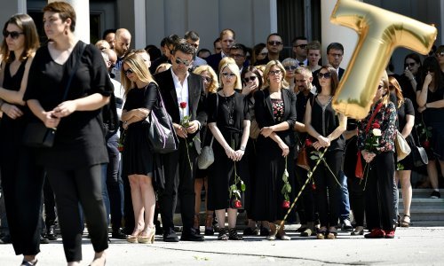 Brojni kolege, prijatelji, političari... na oproštaju od novinarke Nove TV Tatjane Krajač na zagrebačkom Mirogoju