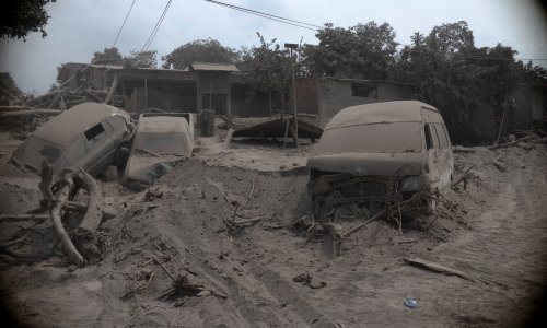 Pogledajte kataklizmične fotografije Gvatemale nakon potresa i erupcije vulkana Fuego