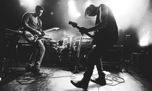 Wolf Parade: Znojni rokerski fitness trening u sauni Močvare