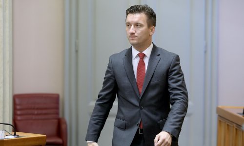 HDZ-ov zastupnik sudjelovao u prometnoj nesreći, dijete završilo u bolnici