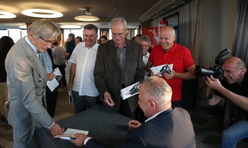Sanader izdao novu knjigu, evo tko se sve pojavio na promociji