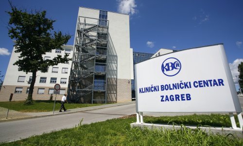 PBZ Grupa donirala 243.750 kuna Klinici za ženske bolesti i porode KBC-a Zagreb