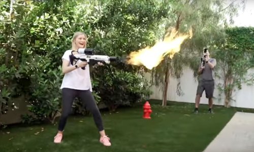 Muskov bacač plamena krenuo u prodaju, evo što kažu prvi kupci