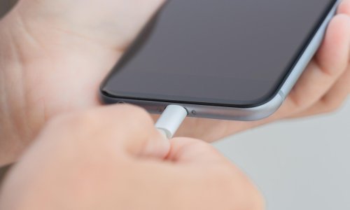 Što trebate znati ako želite brzo napuniti smartfon