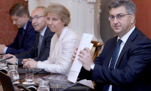 Premijer se hvali demografskim mjerama na Vladi: Dječji doplatak za 154 tisuće djece