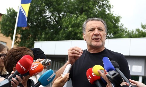 Mamić na slobodi! Nakon što je pušten sa suda krenula kanonada: 'Zamislite da vašoj djeci tumor na mozgu operiraju mesari'