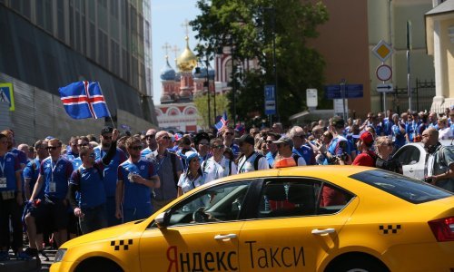 Procurila snimka taksija koji je pomeo pješake središtu Moskve