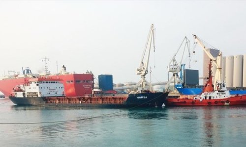 Turski teretni brod tone kod otoka Jabuke, posada u evakuaciji