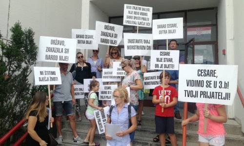 Mali Cesare uoči ovrhe završio u bolnici