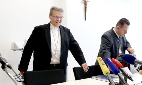 Biskupi izdali ozbiljan dokument, preporučuju Plenkoviću da ga pročita