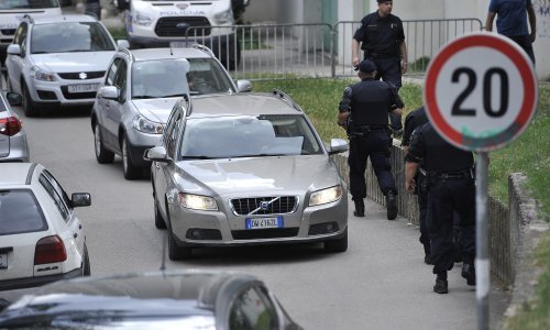 Vanja Kuluz puštena iz policije, sa sestrom kreće za Italiju