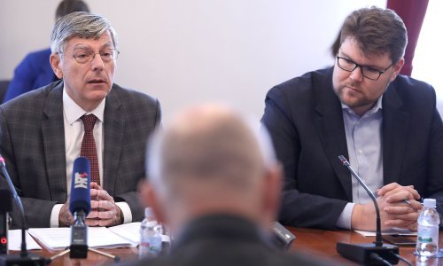 Odbor za Ustav donio zaključak o potpisima inicijative 'Narod odlučuje'