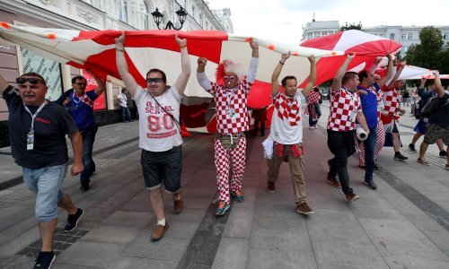 Reprezentativce ispratili uz najveću hrvatsku zastavu, ali njeni se vlasnici boje mučkog ruskog plana!