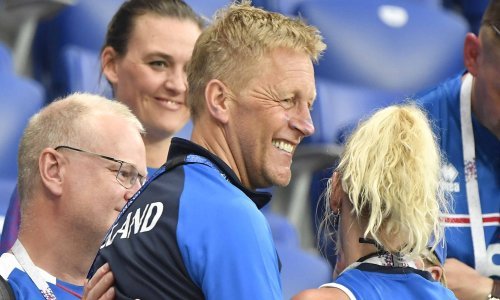 Islandski izbornik pustio je u kamp žene i djevojke igrača, no odmah je požalio zbog toga