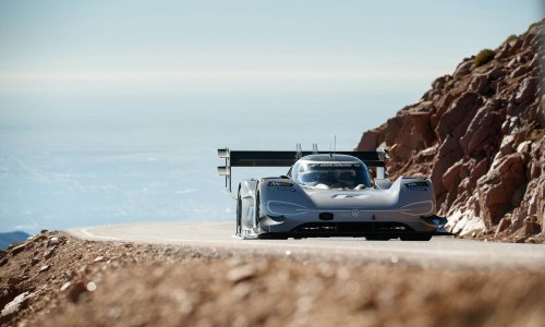 Volkswagen napada Nürburgring I.D. R-om. Može li srušiti Porsche?