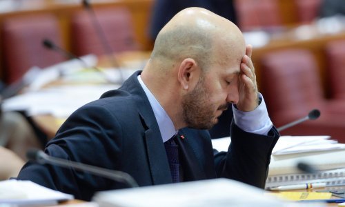 HDZ-ovci o vrućim krumpirima, Maras: Koliko to spominjete izgleda kao da Plenković radi u McDonaldsu