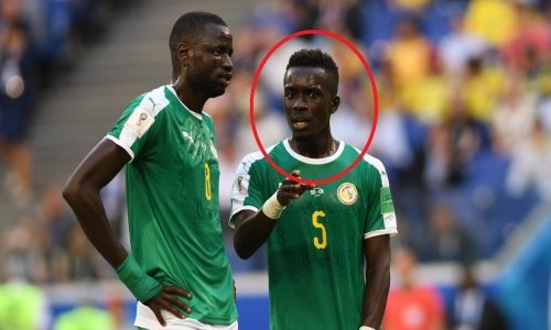 Na stupu srama u svojoj zemlji; pogledajte što je ovaj lik radio prije primljenog gola koji ih je poslao kući!