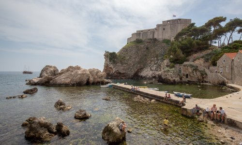 More u uvali Pile u Dubrovniku onečišćeno fekalijama