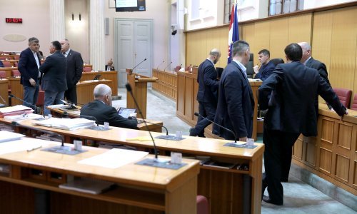 Rijetko viđena scena u Saboru, oporba i vladajući složni oko zakona