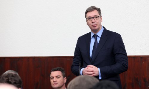 Vučić nazvao 'neljudskim i neciviliziranim' tvit Radete nakon smrti Hatidže Mehmedović