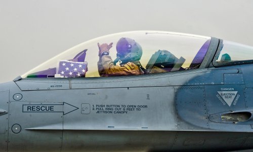 [VIDEO] Pogledajte čime će se ubuduće američki piloti braniti u slučaju obaranja iznad neprijateljskog teritorija