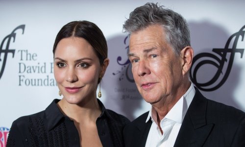 Poznati glazbenik ženi se peti put i to 34 godine mlađom pjevačicom