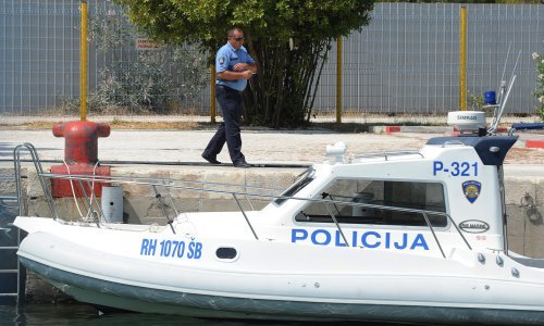 Dvoje djece ozlijeđeno u sudaru taksi brodice i gumenjaka u marini Vrsar