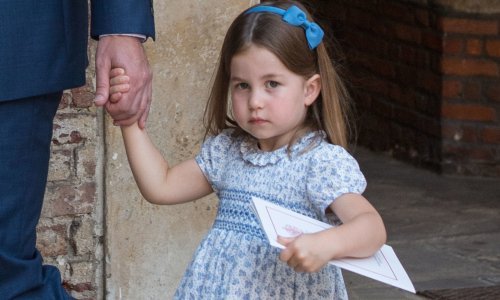 Slatka princeza Charlotte prštala samopouzdanjem na bratovom krštenju