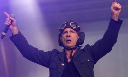 Iron Maiden: Humanitarci na djelu i dok putuju