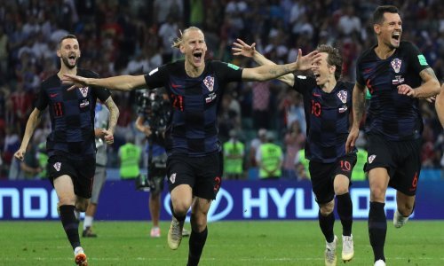 Domagoj Vida ne prestaje oduševljavati: Nakon dočeka požurio nahraniti svinje, a imamo i fotografije