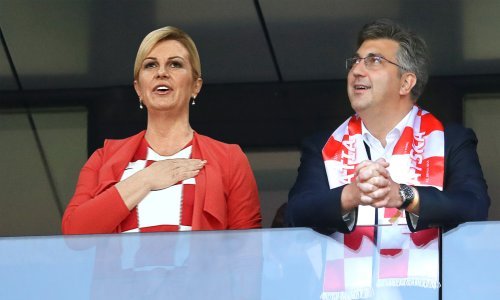 Kvadratići u ložama: Zašto je vrh vlasti tako snažno zajahao nogometni val, i što mi ostali imamo od toga?