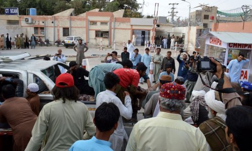 U napadu bombaša samoubojice u Pakistanu ubijeno 85 osoba