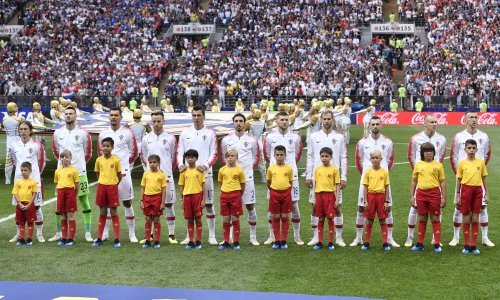 Hrvatski reprezentativci iz sveg glasa i sa suzom u oku otpjevali himnu