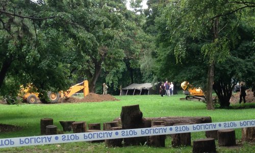 U dvorištu zagrebačkog fakulteta bageri i policija, traže se kosturi 300 ubijenih