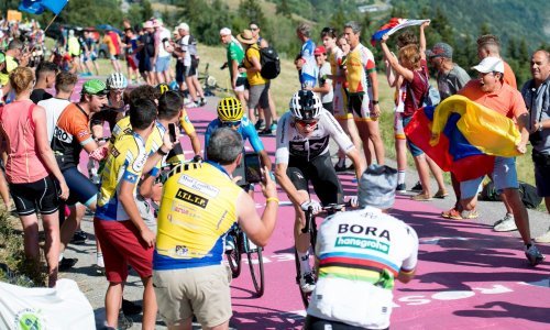 Ružna strana Tour de Francea; mučki napad na najboljeg biciklista današnjice