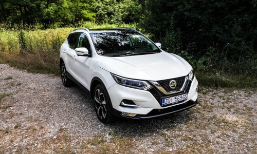 Nissan Qashqai 1.6 dCi Tekna Xtronic ProPilot - na korak do samoupravljivosti
