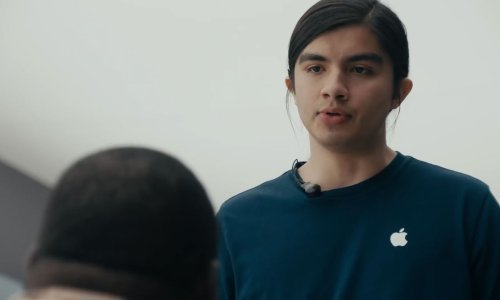 Glavni lik u novim Samsungovim reklamama je - konkurencija