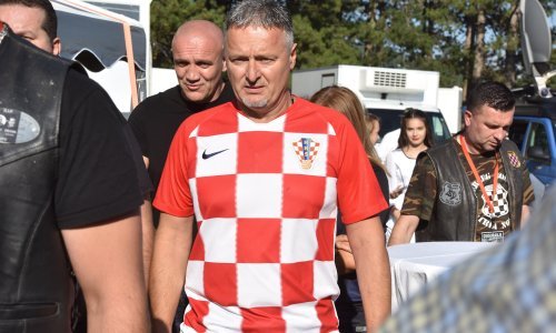 Documenta traži od policije da podnese prekršajnu prijavu protiv Thompsona