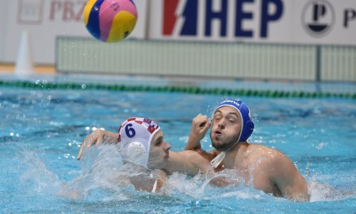 Najružniji trenutak polufinala; hrvatski vaterpolist šakom udario kapetana Srbije