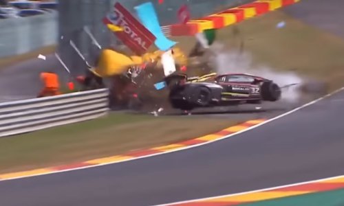 Strahovita nesreća vodećeg u utrci na legendarnoj stazi imala teške posljedice