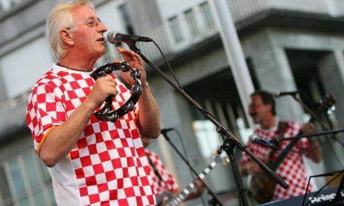 I Vatreni se opraštaju od omiljenog pjevača