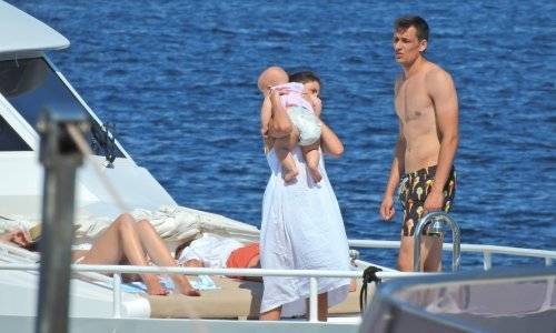 Još jedan Vatreni krstari Jadranom: Evo gdje se i s kime odmara Lovre Kalinić