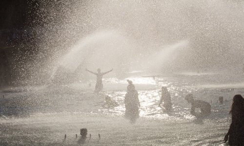 Europa je prokuhala! Tko nema klimu, može spavati u dućanu