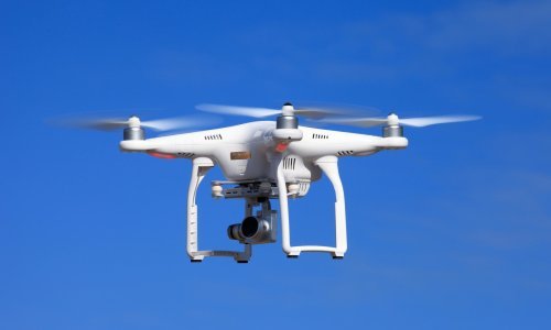 Dron - skupa igračka ili neizbježan poslovni alat?