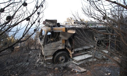 Zračne snage natapaju najveće ovogodišnje požarište kod Omiša